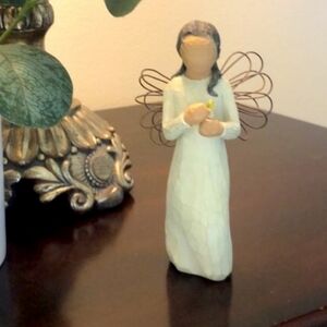 🎆2/$20 NWT WILLOW TREE ANGEL of WARMTH